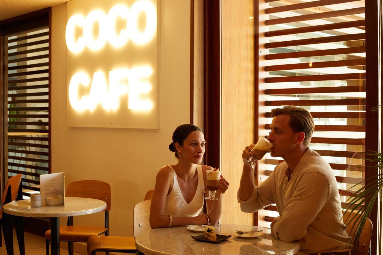 Secrets Lanzarote Resort & Spa - Adults Only Puerto Calero Exteriör bild Coco Café