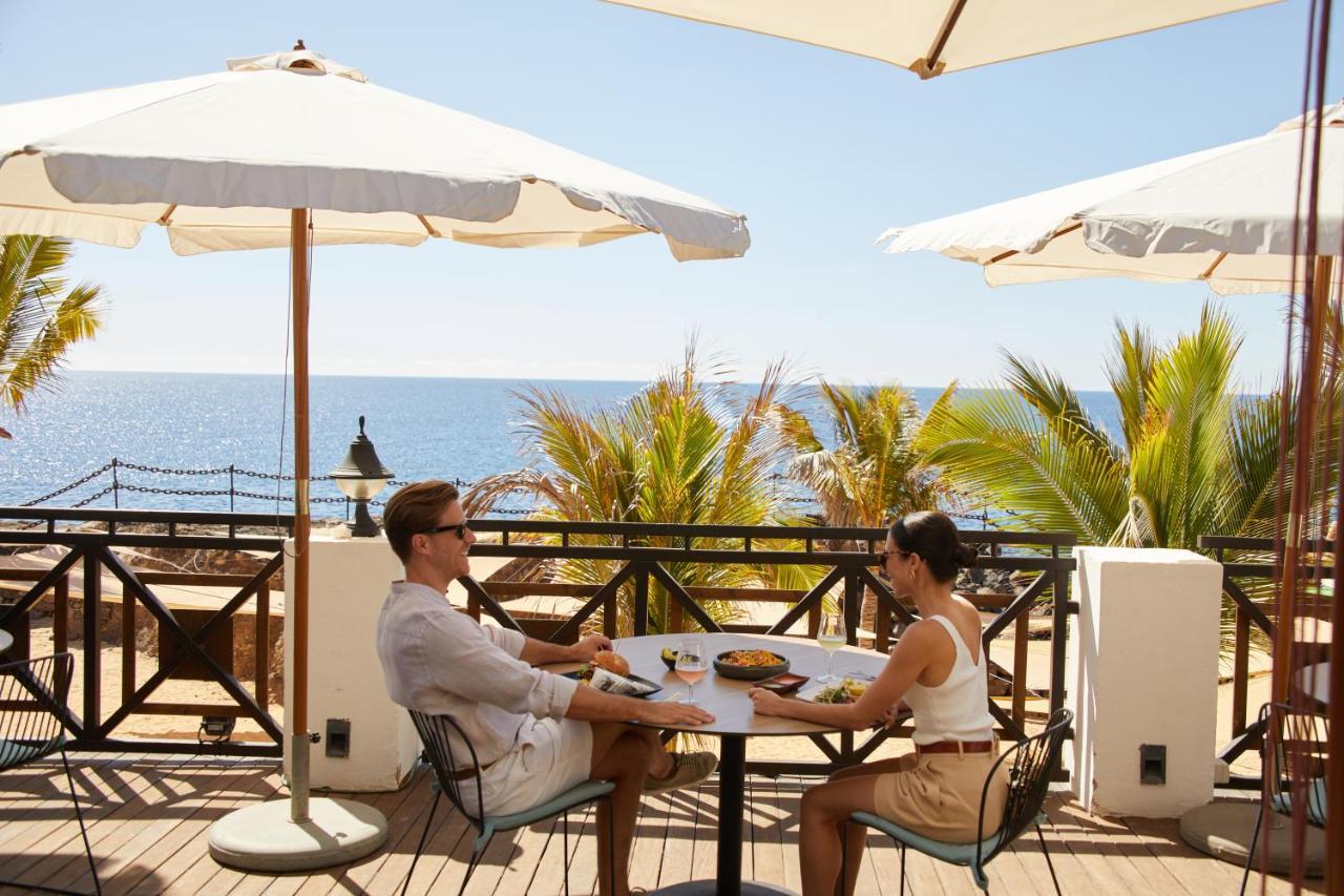 Secrets Lanzarote Resort & Spa - Adults Only Puerto Calero Exteriör bild The Beach Club at the InterContinental Sanctuary Cove Resort
